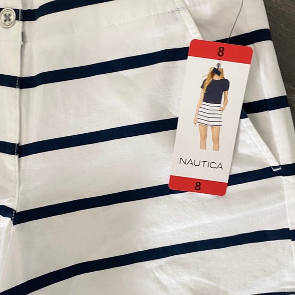 Nautica White Striped Shorts Size 8 - Picture 4 of 8